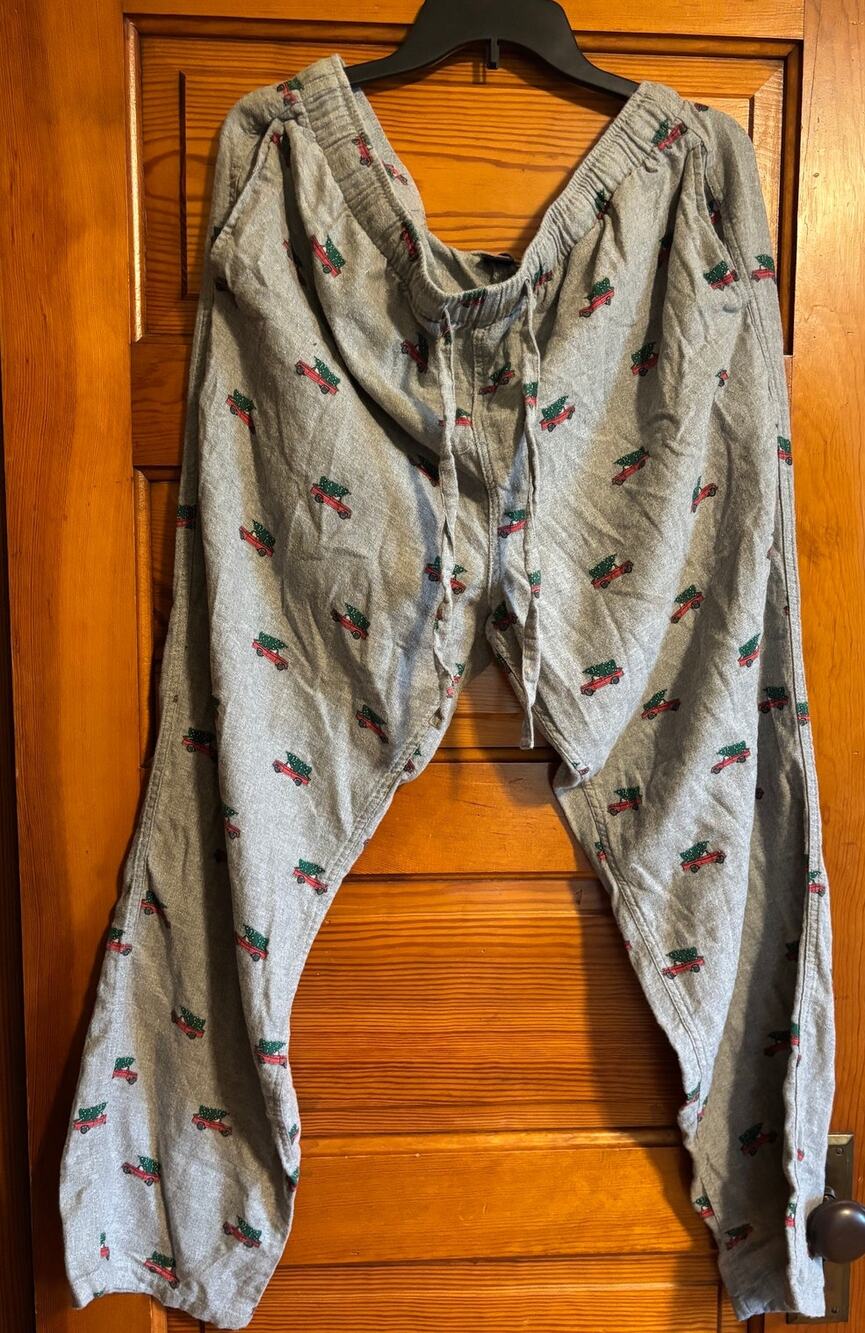 J.Crew Men's Flannel Pajama Pants XL Grey Holiday Red Christmas Truck Tree Cozy